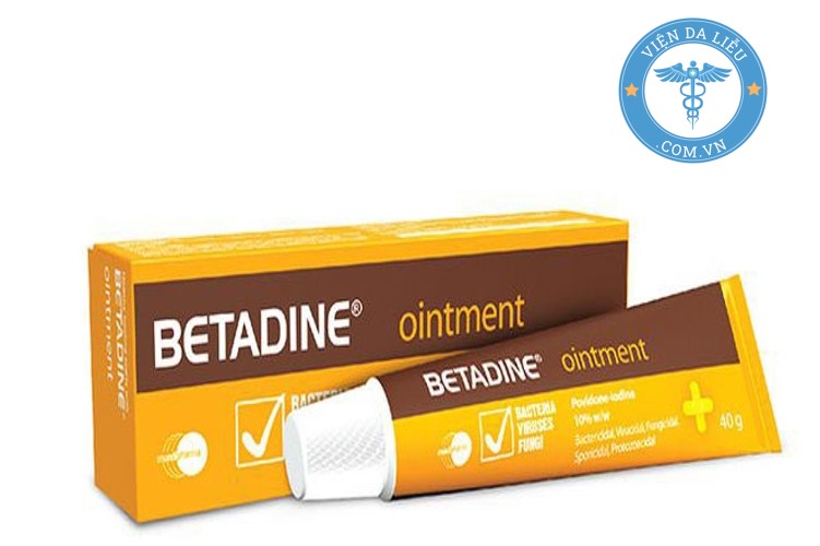 4. Thuốc mỡ bôi da Betadine 1